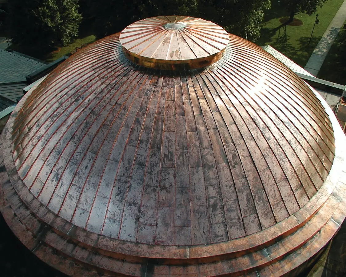 Craftsman Roofing crew installing a new roof in Rivergrove